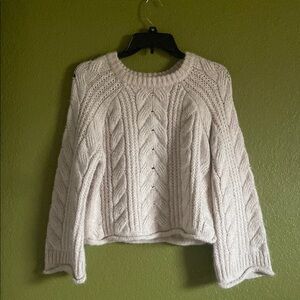 Universal Thread Cream Cable Knit Crew Neck Sweater